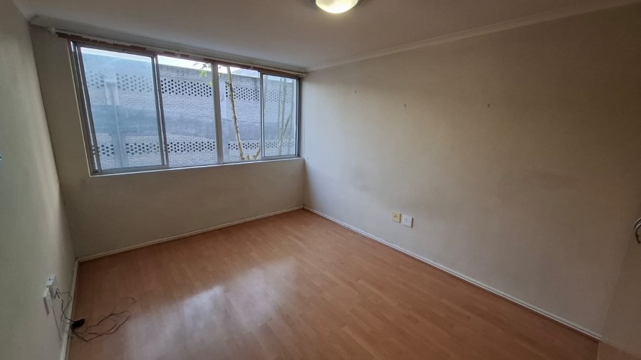 To Let 1 Bedroom Property for Rent in Wynberg Western Cape